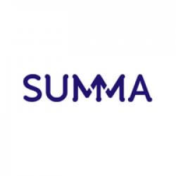 Summa-logo met paarse letters en een pijl omhoog in plaats van de middenste M.